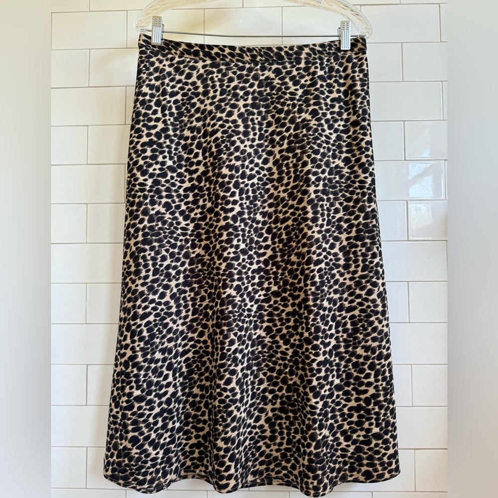 J.Crew women’s leopard midi skirt. Size M